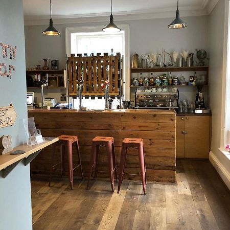 Gomersal Lodge Hotel Cleckheaton Bagian luar foto