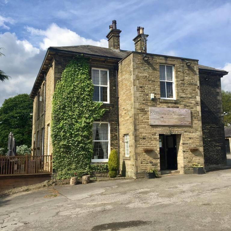 Gomersal Lodge Hotel Cleckheaton Bagian luar foto
