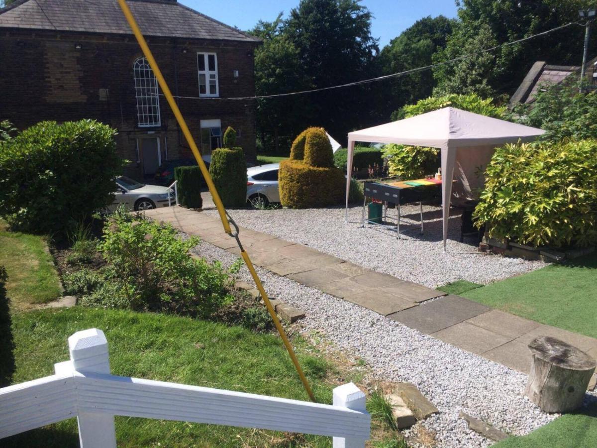 Gomersal Lodge Hotel Cleckheaton Bagian luar foto