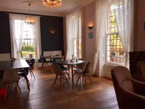 Gomersal Lodge Hotel Cleckheaton Bagian luar foto